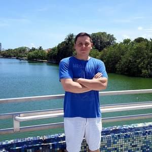 Meet your Posher, Jason